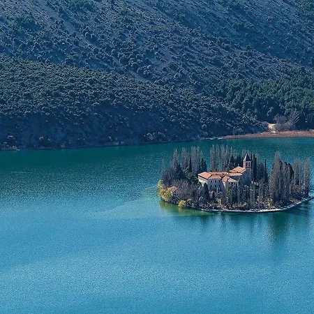 Two-bedroom In Casa de Férias *