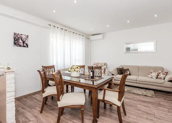 Two-bedroom In בית נופש שיבניק