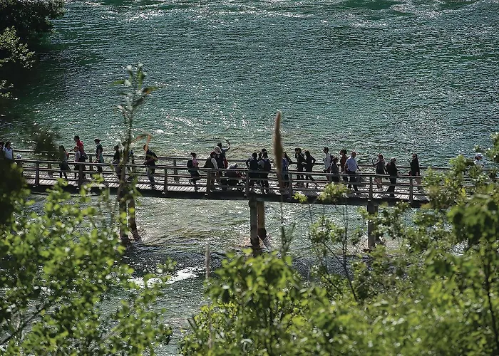 Two-bedroom In 度假居 *