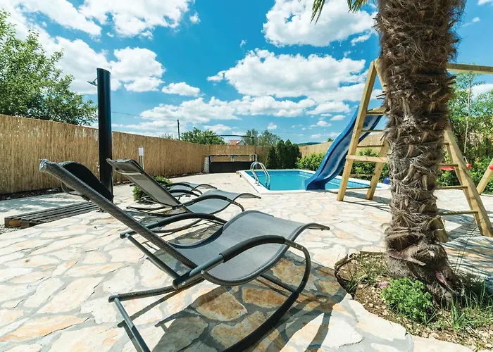 בית נופש Two-bedroom In *